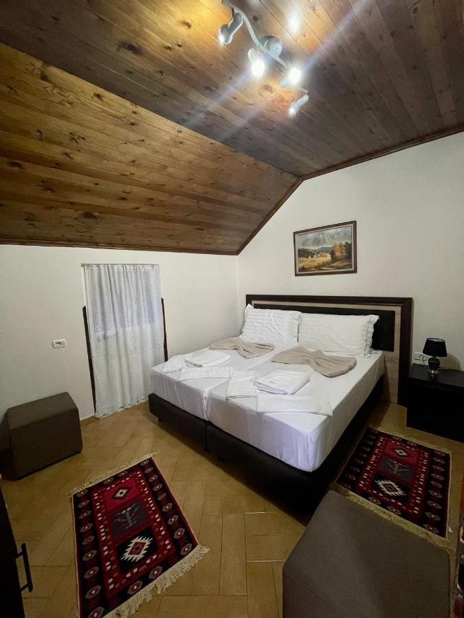 --Hotel Deal-- Rooms With Castle View Krujë Eksteriør billede