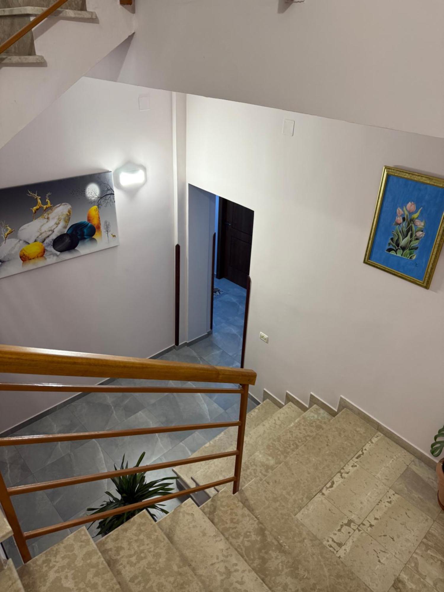 --Hotel Deal-- Rooms With Castle View Krujë Eksteriør billede